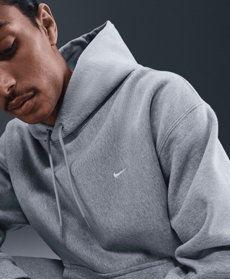 NIKE SOLO SWOOSH HOOD DARK GREY HEATHER/LIGHT SMOKE GREY/WHITE