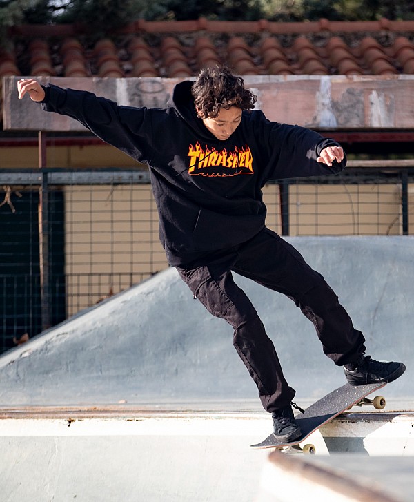 THRASHER FLAME HOOD BLACK