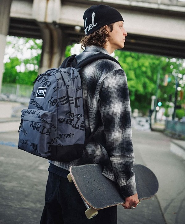 HERSCHEL X THRASHER CLASSIC XL BACKPACK ASPHALT/ BLACK DESTROY