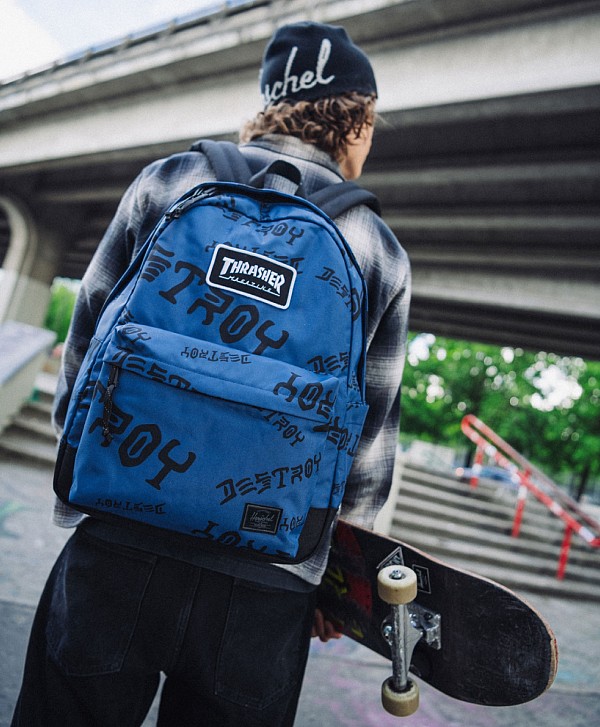 HERSCHEL X THRASHER CLASSIC XL BACKPACK OCEANA/ DARK NAVY DESTROY