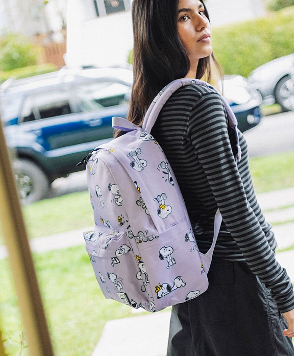 HERSCHEL X PEANUTS CLASSIC XL BACKPACK SNOOPY AND WOODSTOCK PASTEL LILAC
