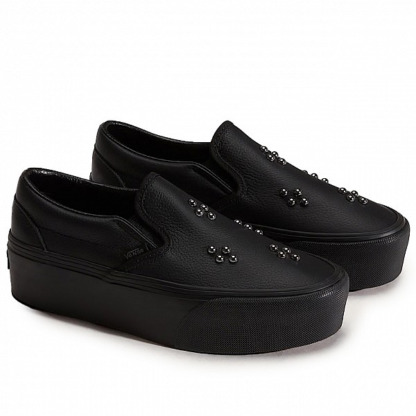 VANS CLASSIC SLIP-ON PLATFORM STUDS BLACK