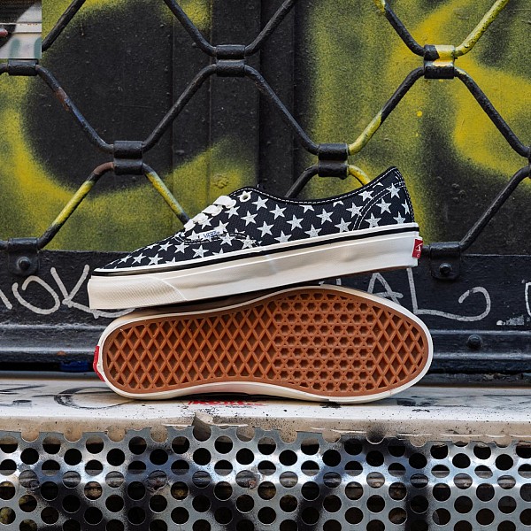 VANS LX AUTHENTIC 44 BLACK/MARSHMALLOW